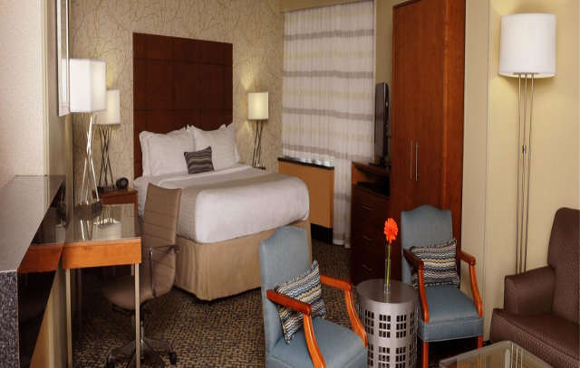 Holiday Inn Raleigh Downtown By Ihg Exterior photo